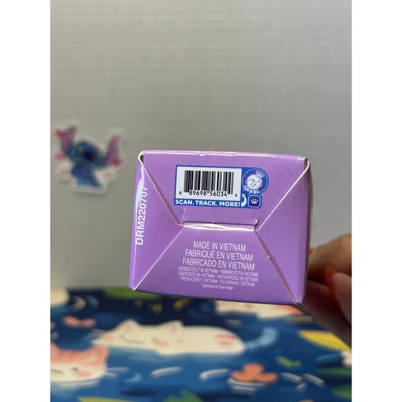 Funko POP Keychain BTS - Dynamite - V - Picture 8 of 9